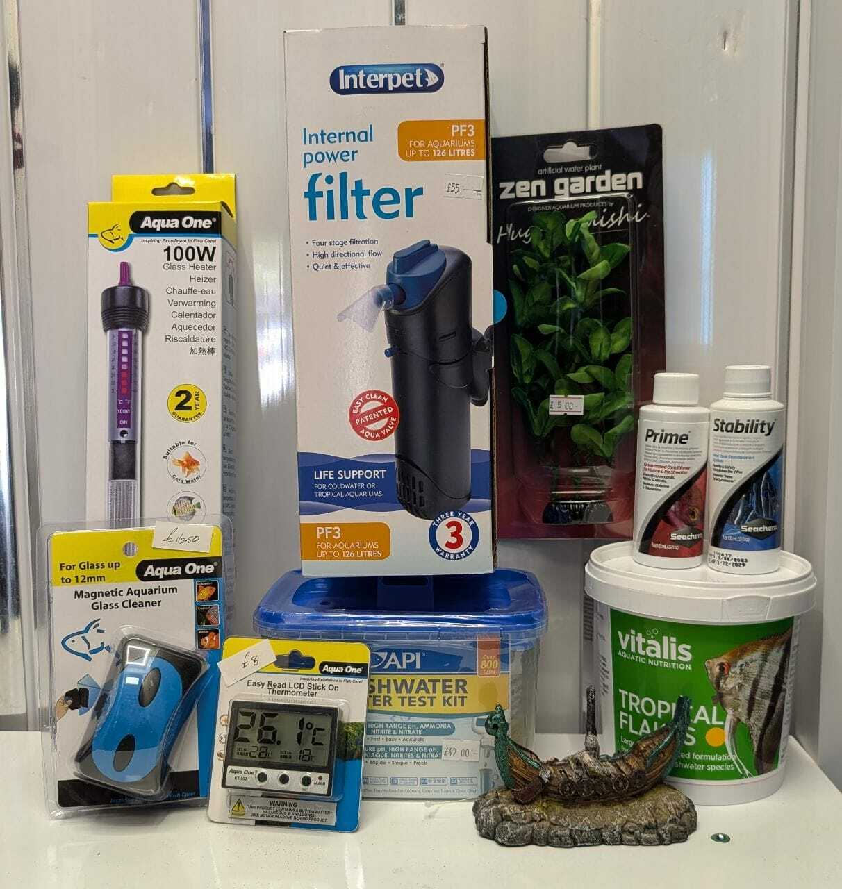 ESSENTIALS FRESHWATER STARTER KIT WITH FILTER